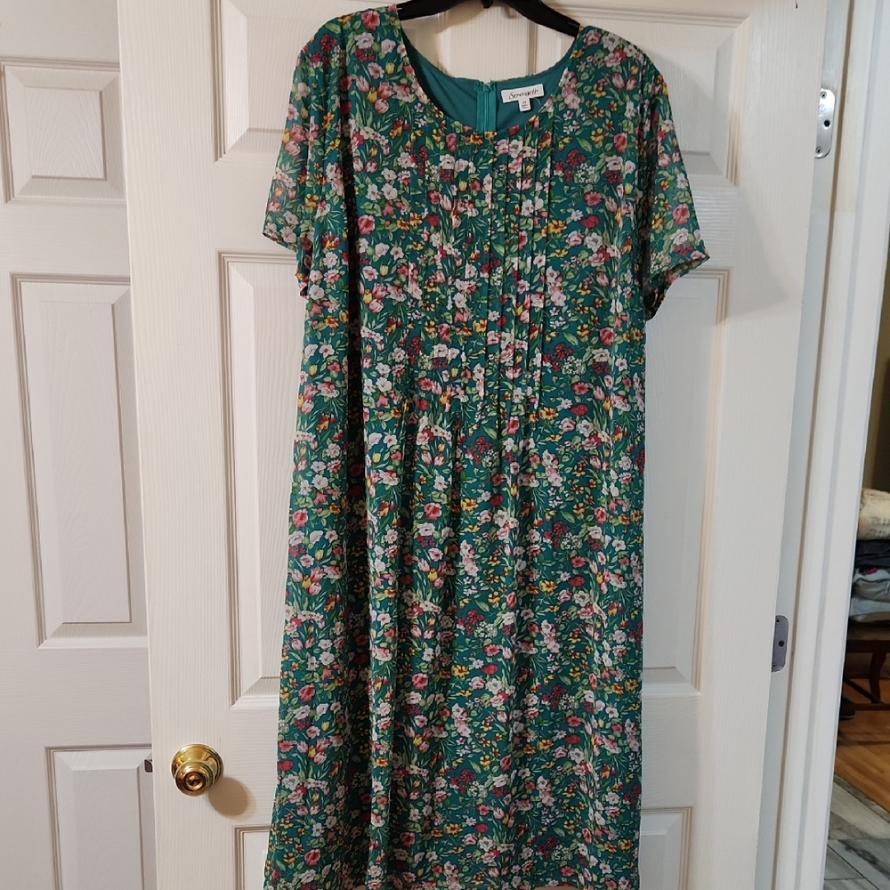 Serengeti Green Floral Midi Dress